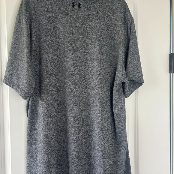 Men's Under Armour The Playoff Polo- Gray Size XXL NWOT - Picture 2 of 2